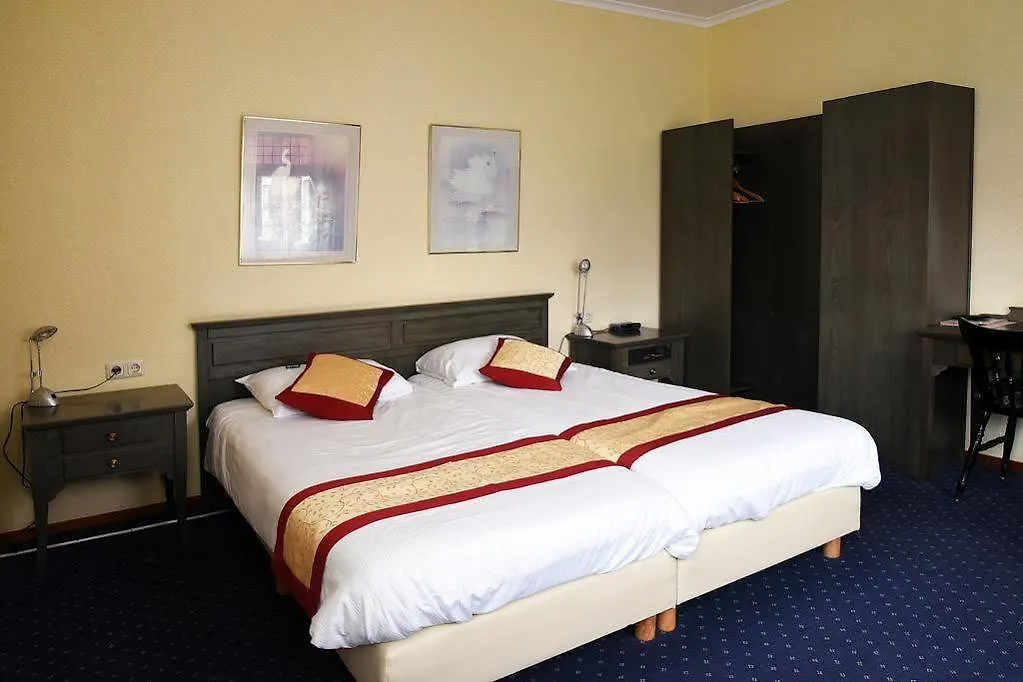 Hotel De Uitkijk Valkenburg aan de Geul 3*,